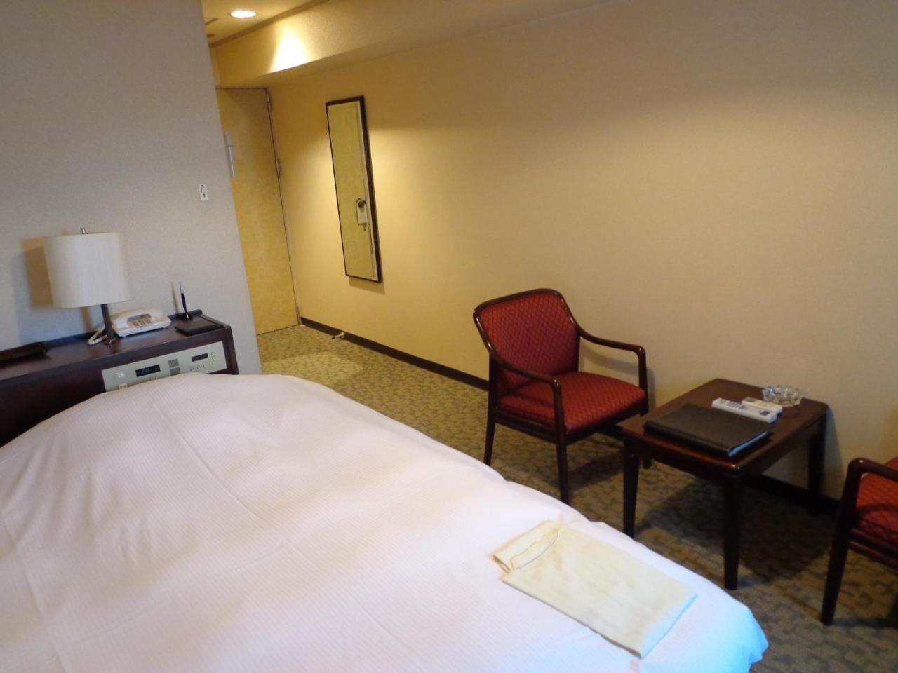 Sun Members Kobe Hotel Buitenkant foto